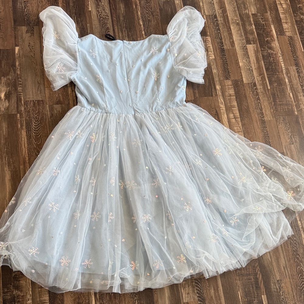 JessaKae Frozen inspired BEAUTIFULLight Blue Tulle Party Dress with Puff Sleeves - Picture 4 of 4